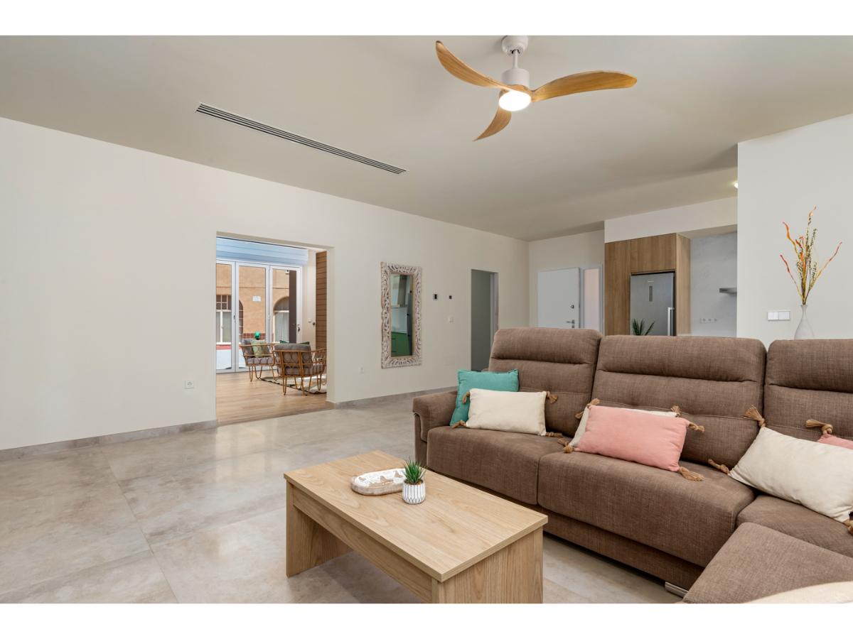 4209_four_bedroom_apartment_in_la_manga_del_mar_menor_130624152823_alta_resolucion_47