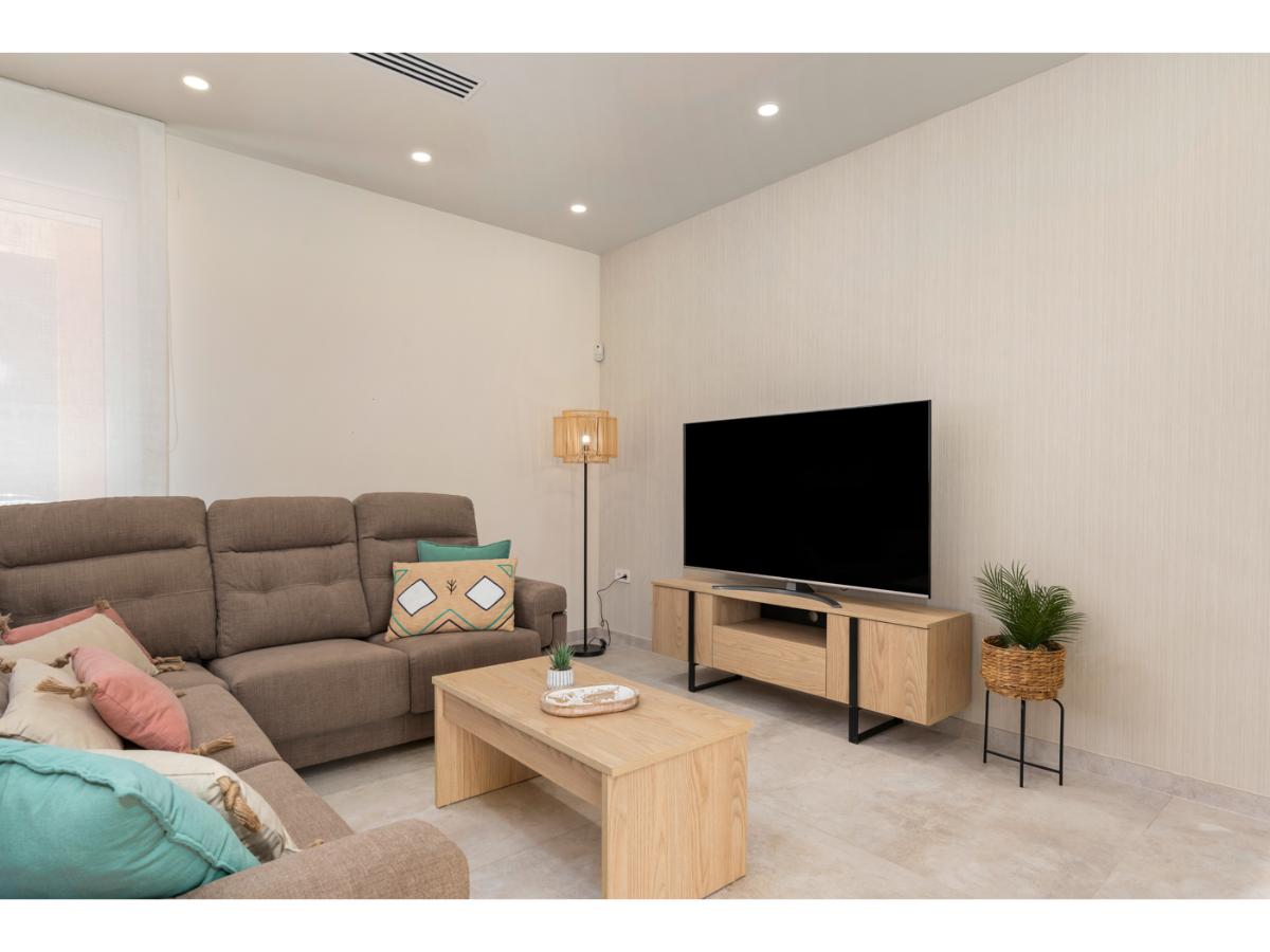 4209_four_bedroom_apartment_in_la_manga_del_mar_menor_130624152825_alta_resolucion_46