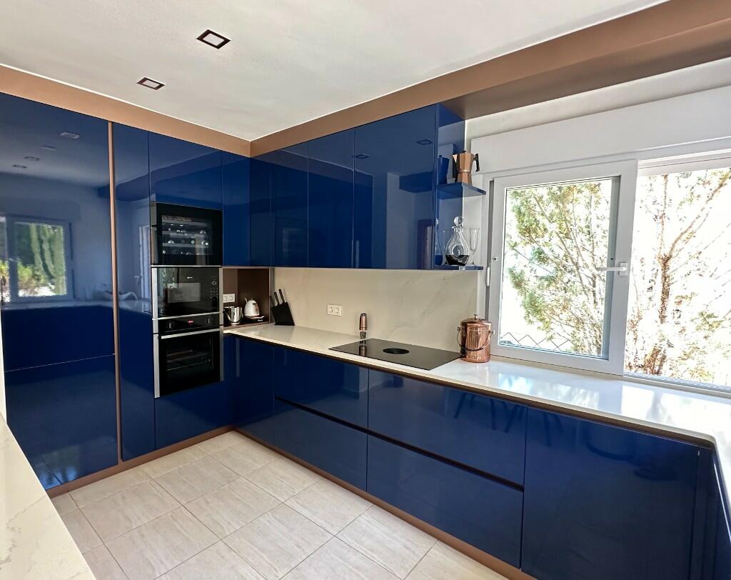 8496_3_bedroom_villa_with_stunning_views_081024163932_276653_06072024_img_04_0000