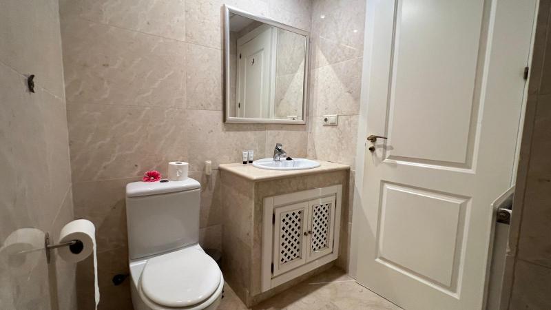 9148_fully_furnished_penthouse_apartment_in_roda_golf_resort_301224143700_bathroom_1